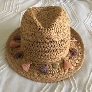 Beach chic straw fedora 🏖
